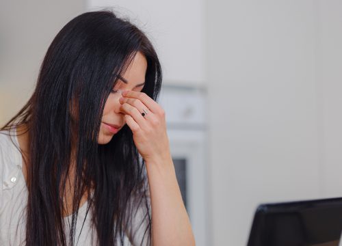 Woman dealing with brain fog