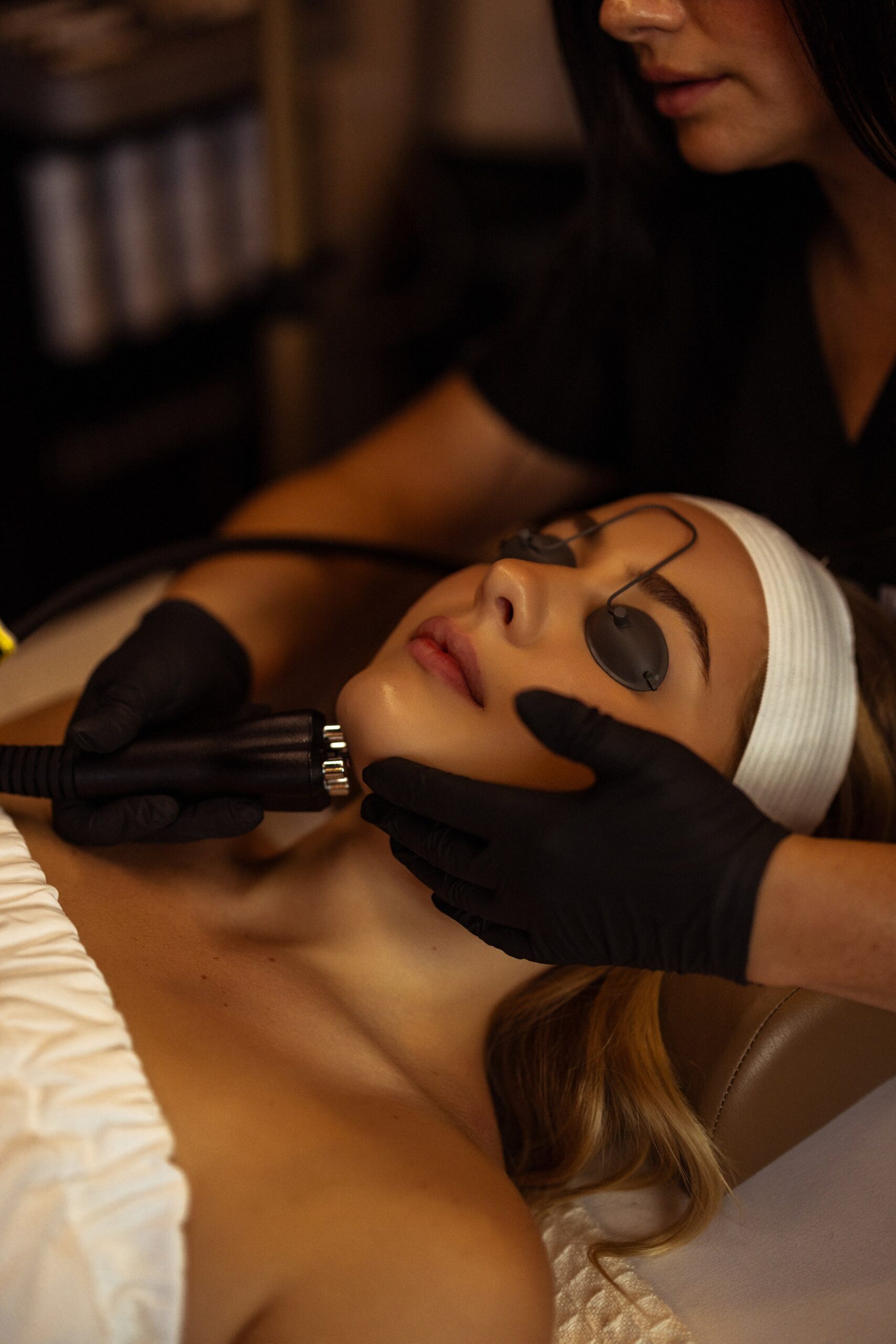 Photo of a Venus Octipolar Skin Tightening treatment at Captivate