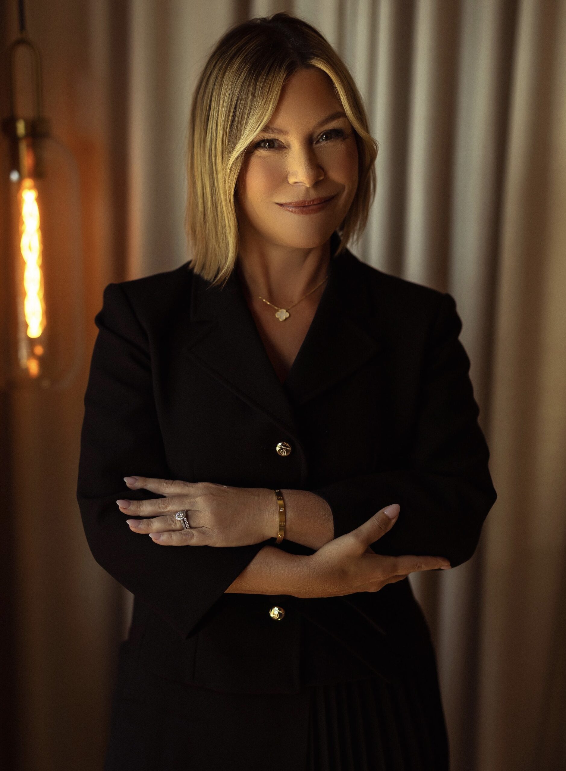 Roni Schulman, Office Manager